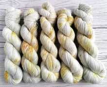 Load image into Gallery viewer, Saille (Willow) on a choice of yarn bases.
