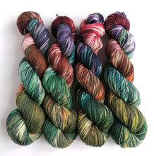 Load image into Gallery viewer, Paint A Rainbow on superwash merino/nylon sock yarn. freeshipping - Felt Fusion
